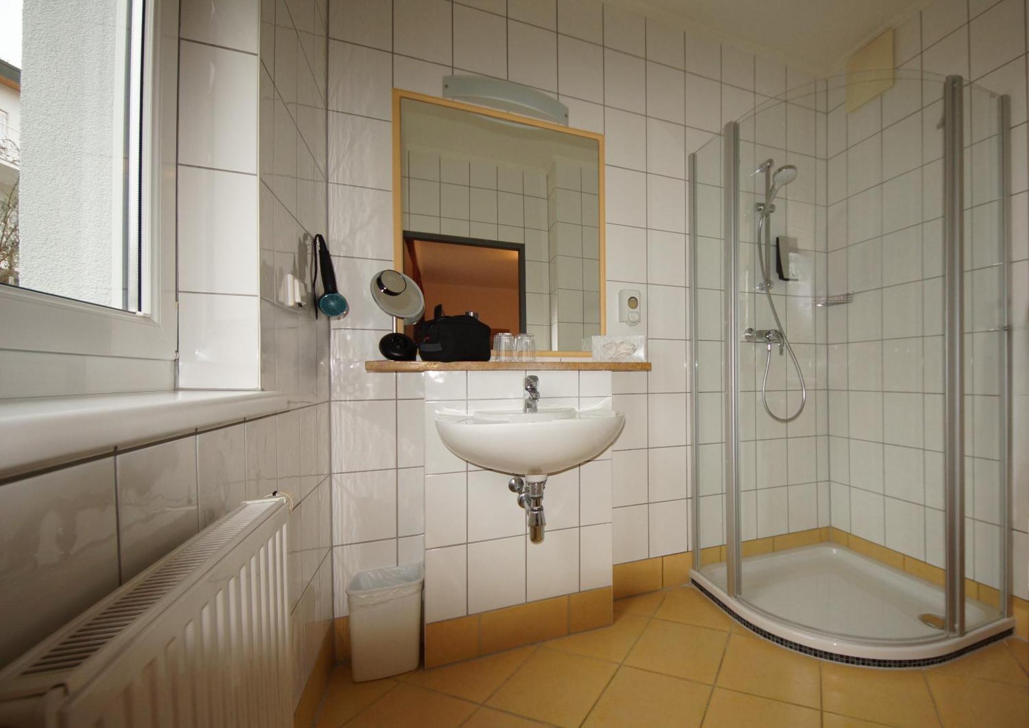 Der Marienhof Hotel Garni กราซ ภายนอก รูปภาพ