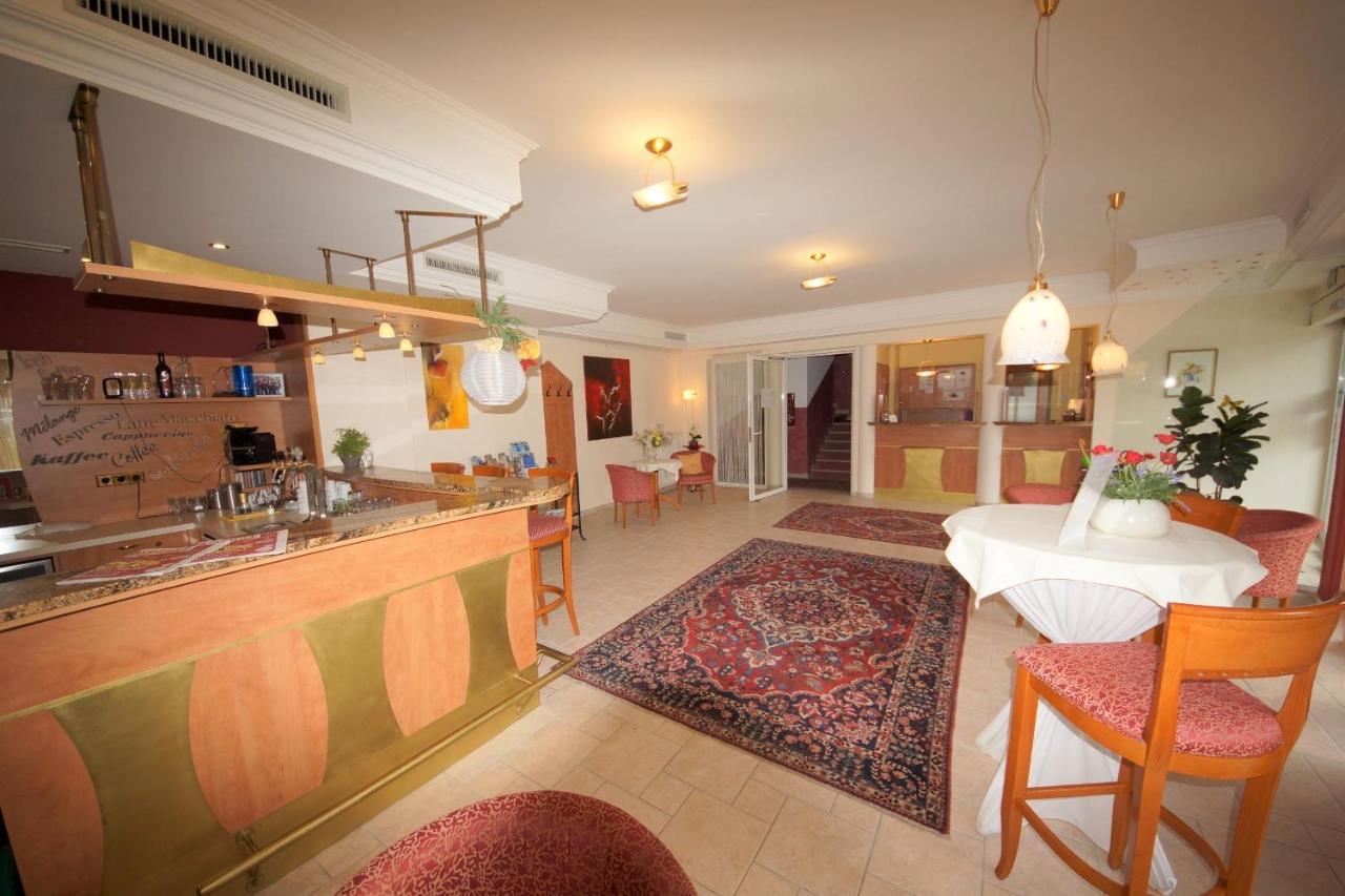 Der Marienhof Hotel Garni กราซ ภายนอก รูปภาพ